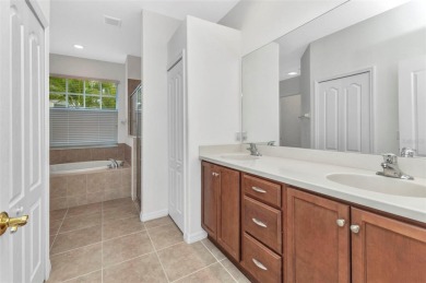 LOCATION LOCATION LOCATION - you're going to love the cul-de-sac on Kings Gate Golf Club in Florida - for sale on GolfHomes.com, golf home, golf lot