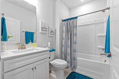 Move in ready! 1 mile, or 10-minute golf cart ride to the beach on Beachwood Golf Club in South Carolina - for sale on GolfHomes.com, golf home, golf lot