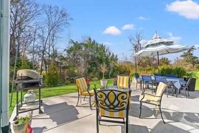 Move in ready! 1 mile, or 10-minute golf cart ride to the beach on Beachwood Golf Club in South Carolina - for sale on GolfHomes.com, golf home, golf lot