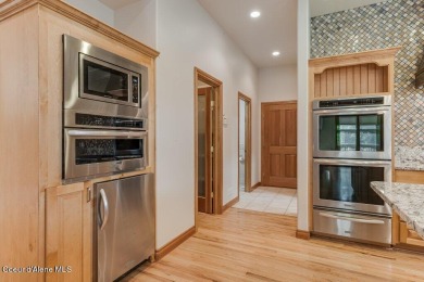Forest Hills Beauty! The most sought-after gated community in on Hayden Lake Country Club in Idaho - for sale on GolfHomes.com, golf home, golf lot