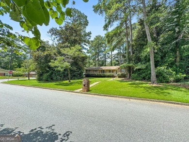 Charming 3BR/2BA Brick Ranch in Prime Peachtree City Location! on Canongate At Flat Creek Club in Georgia - for sale on GolfHomes.com, golf home, golf lot