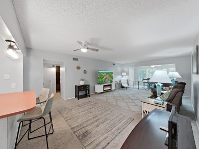 Welcome to this comfortable 2 Bedroom/2 Bathroom, 1370 sq. ft on On Top Of The World Golf Course in Florida - for sale on GolfHomes.com, golf home, golf lot