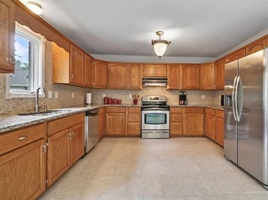 All brick,1969 sq ft 3 bedroom 2 bath on 1.28 acres with a park on Deer Creek Golf Club in Tennessee - for sale on GolfHomes.com, golf home, golf lot