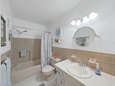 Welcome to this comfortable 2 Bedroom/2 Bathroom, 1370 sq. ft on On Top Of The World Golf Course in Florida - for sale on GolfHomes.com, golf home, golf lot