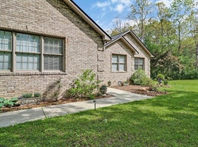 All brick,1969 sq ft 3 bedroom 2 bath on 1.28 acres with a park on Deer Creek Golf Club in Tennessee - for sale on GolfHomes.com, golf home, golf lot