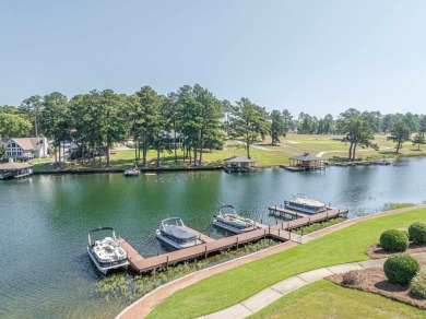 LUXURY LIVING AT LAKE SINCLAIR! MILLION DOLLAR VIEWS, LOCATION on Milledgeville Country Club in Georgia - for sale on GolfHomes.com, golf home, golf lot