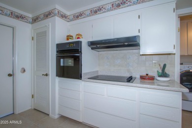 Turnkey condo, beautifully maintained by seasonal owners on Sun City Country Club in Arizona - for sale on GolfHomes.com, golf home, golf lot