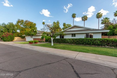 The House is 4 Bedrooms with a den for entertaining adults and a on Shalimar Golf Club in Arizona - for sale on GolfHomes.com, golf home, golf lot