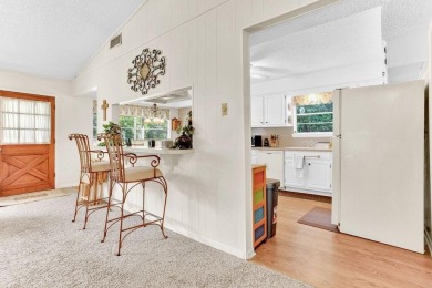 Lovely home close to park and swimming pool, offering a great on Hide-A-Way Lake Golf Course in Texas - for sale on GolfHomes.com, golf home, golf lot