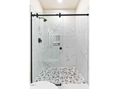 MODERN LUXURY LIVING AT LAKE ROYALE! This custom-built 3BR/3BA on River Golf and County Club at Lake Royale in North Carolina - for sale on GolfHomes.com, golf home, golf lot