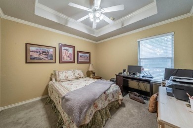 Amazing 3 bedroom, 2 bath, 3 car garage with 1900 square feet on Pecan Plantation Country Club in Texas - for sale on GolfHomes.com, golf home, golf lot
