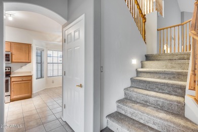 Beautiful Move-In Ready Townhome in a Prime AAA Location! on Arrowhead Country Club in Arizona - for sale on GolfHomes.com, golf home, golf lot