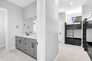 ****The seller will GUARANTEE $185,000 first year rental on  in Texas - for sale on GolfHomes.com, golf home, golf lot