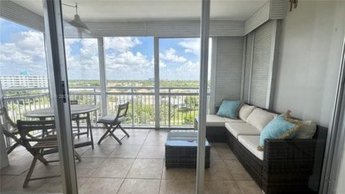 SPECTACULAR CORNER UNIT, bright and airy, 150 sf LARGER THAN on Hillcrest Golf and Country Club in Florida - for sale on GolfHomes.com, golf home, golf lot