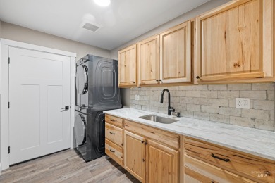 Turnkey, Fully furnished McCall mountain getaway - Newly on McCall Municipal Golf Course in Idaho - for sale on GolfHomes.com, golf home, golf lot