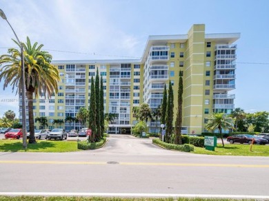 SPECTACULAR CORNER UNIT, bright and airy, 150 sf LARGER THAN on Hillcrest Golf and Country Club in Florida - for sale on GolfHomes.com, golf home, golf lot