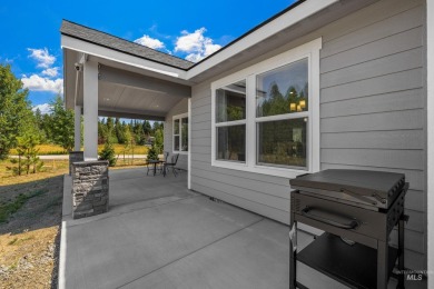 Turnkey, Fully furnished McCall mountain getaway - Newly on McCall Municipal Golf Course in Idaho - for sale on GolfHomes.com, golf home, golf lot
