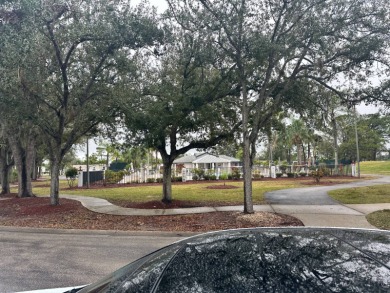 Beautifully renovated 2 bedroom, 2 bathroom home.  The home is on Del Tura Golf and Country Club in Florida - for sale on GolfHomes.com, golf home, golf lot
