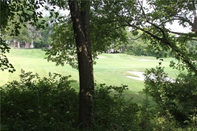 Spectacular Rev. 1.5 sty. masterfully built by Bruce Rieke sets on Shadow Glen Golf Club in Kansas - for sale on GolfHomes.com, golf home, golf lot