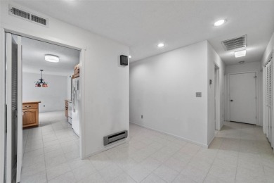 Enjoy the lifestyle of Heritage Hills in this 2 bedroom, 2 bath on Somers Pointe Golf Club - West Hill in New York - for sale on GolfHomes.com, golf home, golf lot