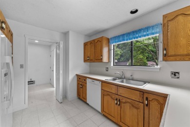 Enjoy the lifestyle of Heritage Hills in this 2 bedroom, 2 bath on Somers Pointe Golf Club - West Hill in New York - for sale on GolfHomes.com, golf home, golf lot