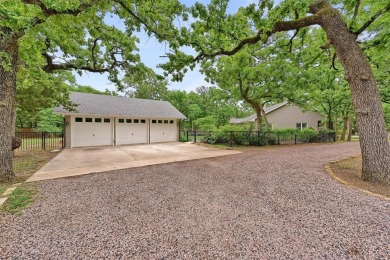 Welcome to this beautifully maintained secret garden retreat on Lake Kiowa Golf Course in Texas - for sale on GolfHomes.com, golf home, golf lot