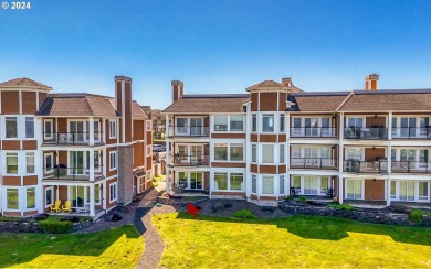 Oceanfront Living Awaits! Discover oceanfront elegance with on Agate Beach Golf Course in Oregon - for sale on GolfHomes.com, golf home, golf lot