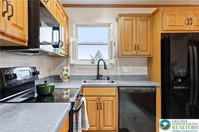 Beautifully refreshed and move-in ready, this charming townhouse on Shepherd Hills Golf Club in Pennsylvania - for sale on GolfHomes.com, golf home, golf lot