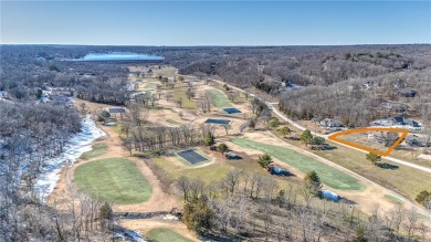 Nestled in the heart of Bella Vista, AR, this beautifully on Bella Vista Country Club - Scottsdale in Arkansas - for sale on GolfHomes.com, golf home, golf lot