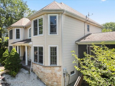 Step inside this 4-bed, 2.5 bath Colonial in the sought after on Country Club of the Poconos Golf Course in Pennsylvania - for sale on GolfHomes.com, golf home, golf lot