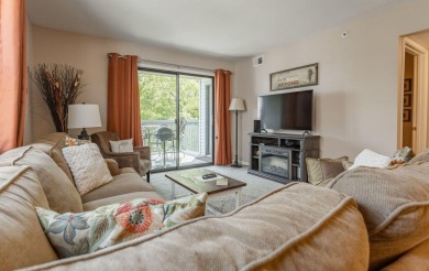 Discover resort-style living in this beautiful  2-bedroom on Pointe Royale Village Country Club in Missouri - for sale on GolfHomes.com, golf home, golf lot