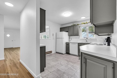 Welcome Home! Move-in ready and located on a quiet cul-de-sac on Keswick Village Golf Course in New Jersey - for sale on GolfHomes.com, golf home, golf lot