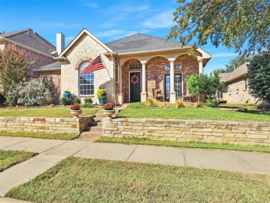 Welcome to this charming 1.5-story home, perfectly nestled in a on Heritage Lakes - Par 3 - 9 Hole Course in Texas - for sale on GolfHomes.com, golf home, golf lot