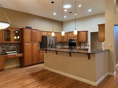 Sun City Summerlin beauty with huge lot, in a cul d sac on Highland Falls Golf Club in Nevada - for sale on GolfHomes.com, golf home, golf lot