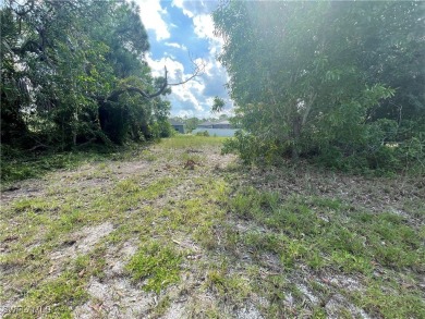 Welcome to Cape Coral FL! Discover the perfect canvas for your on Burnt Store Golf Club in Florida - for sale on GolfHomes.com, golf home, golf lot