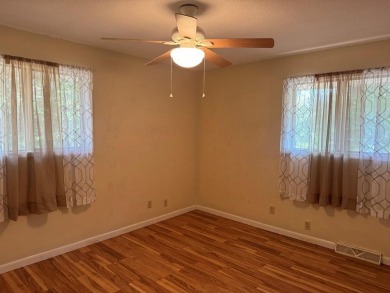 Great location-close to Town Center, golf course, T-Bird lake on Cherokee Village North Course in Arkansas - for sale on GolfHomes.com, golf home, golf lot
