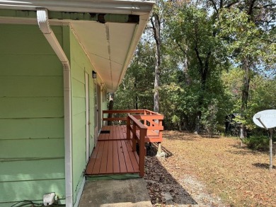 Great location-close to Town Center, golf course, T-Bird lake on Cherokee Village North Course in Arkansas - for sale on GolfHomes.com, golf home, golf lot