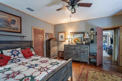 Check out this cozy home located in the sought after Rayburn on Rayburn Country Club in Texas - for sale on GolfHomes.com, golf home, golf lot