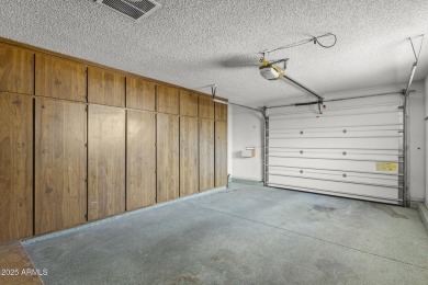 This charming garden apartment unit offers a spacious 1221 sf on Hillcrest Golf Club in Arizona - for sale on GolfHomes.com, golf home, golf lot