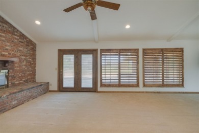 Beautifully appointed 4-bedroom, 2.5 bath home located on the on The Greens Country Club in Oklahoma - for sale on GolfHomes.com, golf home, golf lot