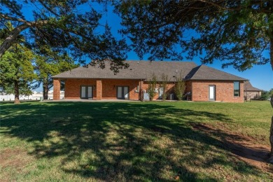 Prime location in North Edmond near I-35 and several on Fairfax Golf Club in Oklahoma - for sale on GolfHomes.com, golf home, golf lot