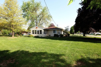 This well-built home is in a GREAT location with-in a very nice on Cedar Pointe Golf Course in Iowa - for sale on GolfHomes.com, golf home, golf lot