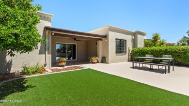 Stunning, fully renovated corner-unit townhome in a vibrant 55+ on Omni Tucson National Golf Resort and Spa - Catalina in Arizona - for sale on GolfHomes.com, golf home, golf lot
