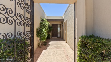 Stunning, fully renovated corner-unit townhome in a vibrant 55+ on Omni Tucson National Golf Resort and Spa - Catalina in Arizona - for sale on GolfHomes.com, golf home, golf lot