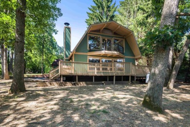 Spectacular blend of Style and Mountain comfort await you at on Woodstone Meadows Golf Course At Massanutten in Virginia - for sale on GolfHomes.com, golf home, golf lot