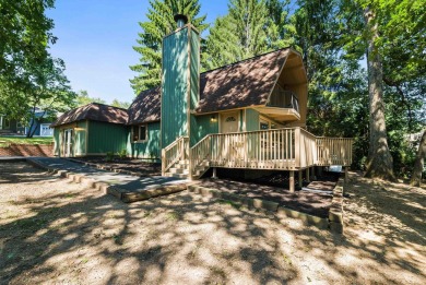 Spectacular blend of Style and Mountain comfort await you at on Woodstone Meadows Golf Course At Massanutten in Virginia - for sale on GolfHomes.com, golf home, golf lot