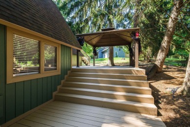 Spectacular blend of Style and Mountain comfort await you at on Woodstone Meadows Golf Course At Massanutten in Virginia - for sale on GolfHomes.com, golf home, golf lot