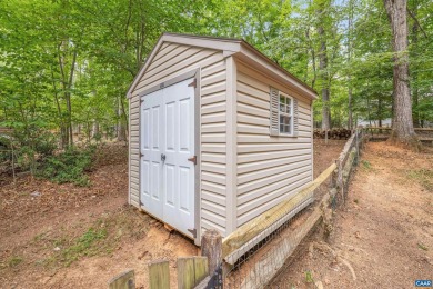 Welcome to 426 Jefferson Dr -- a beautifully refreshed home in on Lake Monticello Golf Course in Virginia - for sale on GolfHomes.com, golf home, golf lot