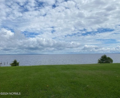 Looking for the perfect Albemarle Sound Front Homesite with on Occano Golf Course in North Carolina - for sale on GolfHomes.com, golf home, golf lot