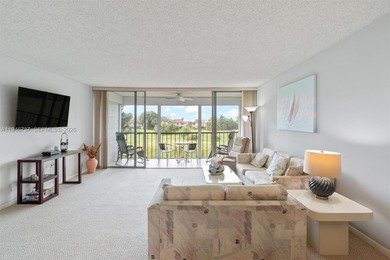 Great opportunity to own a beautiful apartment in a quiet 55+ on Inverrary Country Club in Florida - for sale on GolfHomes.com, golf home, golf lot